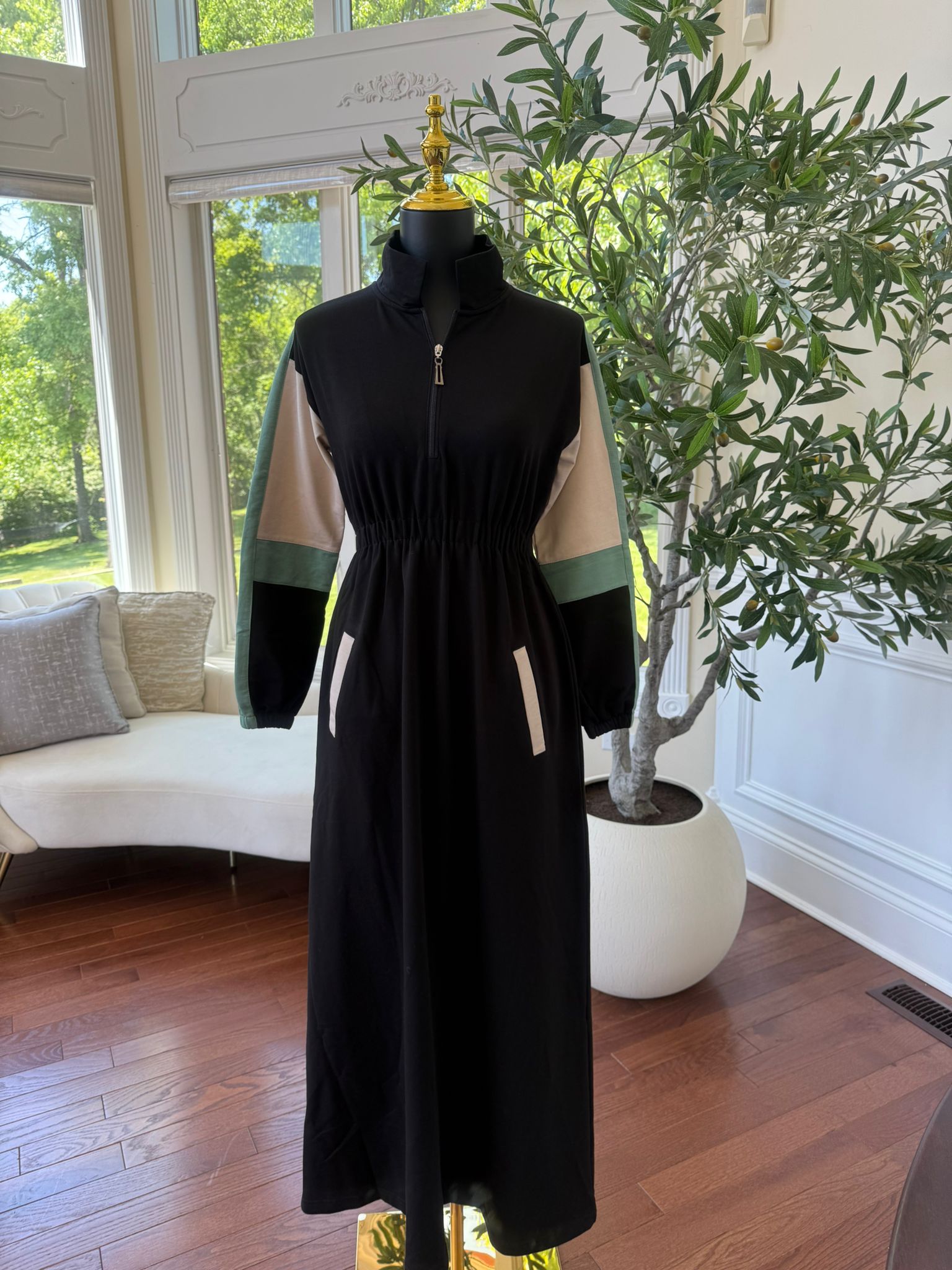 Elegant Green Abaya ABAYATMUNA Elegant Green Abaya ABAYATMUNA