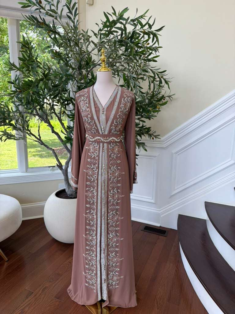 Dusty Rose Beaded Elegance Kuftan