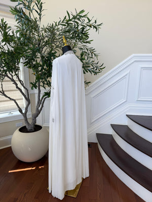 White Royale Elegance Beaded Kuftan