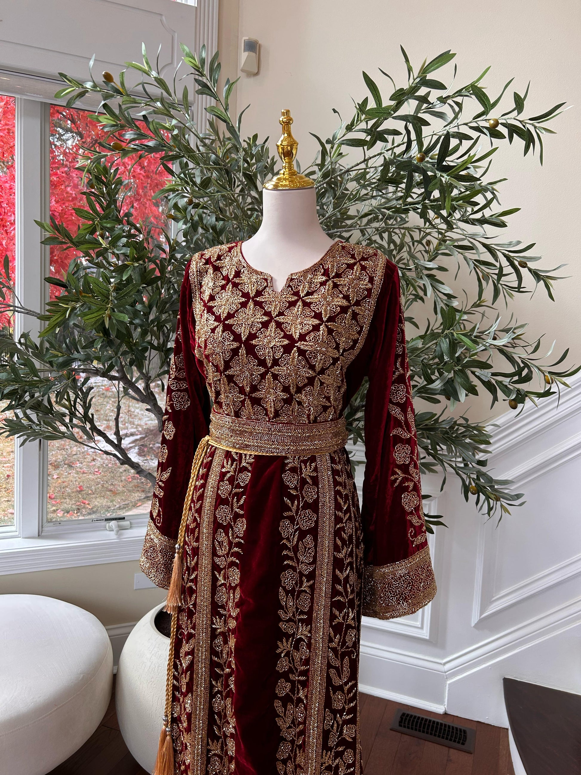 Golden Red Beaded Stone Thobe