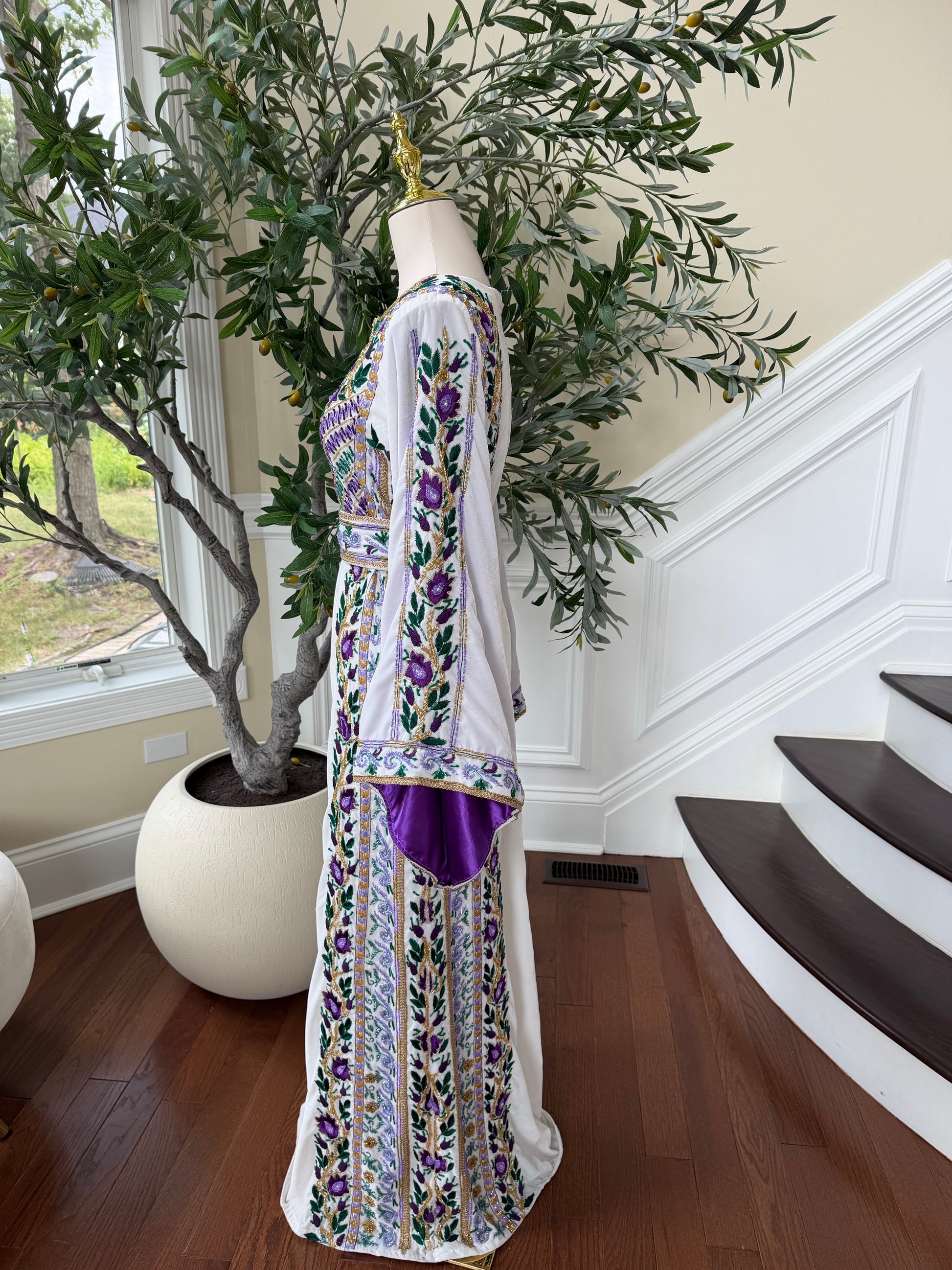Velvet White Stone Purple Embroidery Thobe