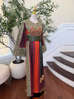 Olive Majesty Majdalawi Embroidered Tatreez Thobe