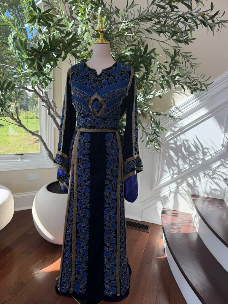 Royal Midnight Blue Embroidered Traditional Thobe (scarf not included)