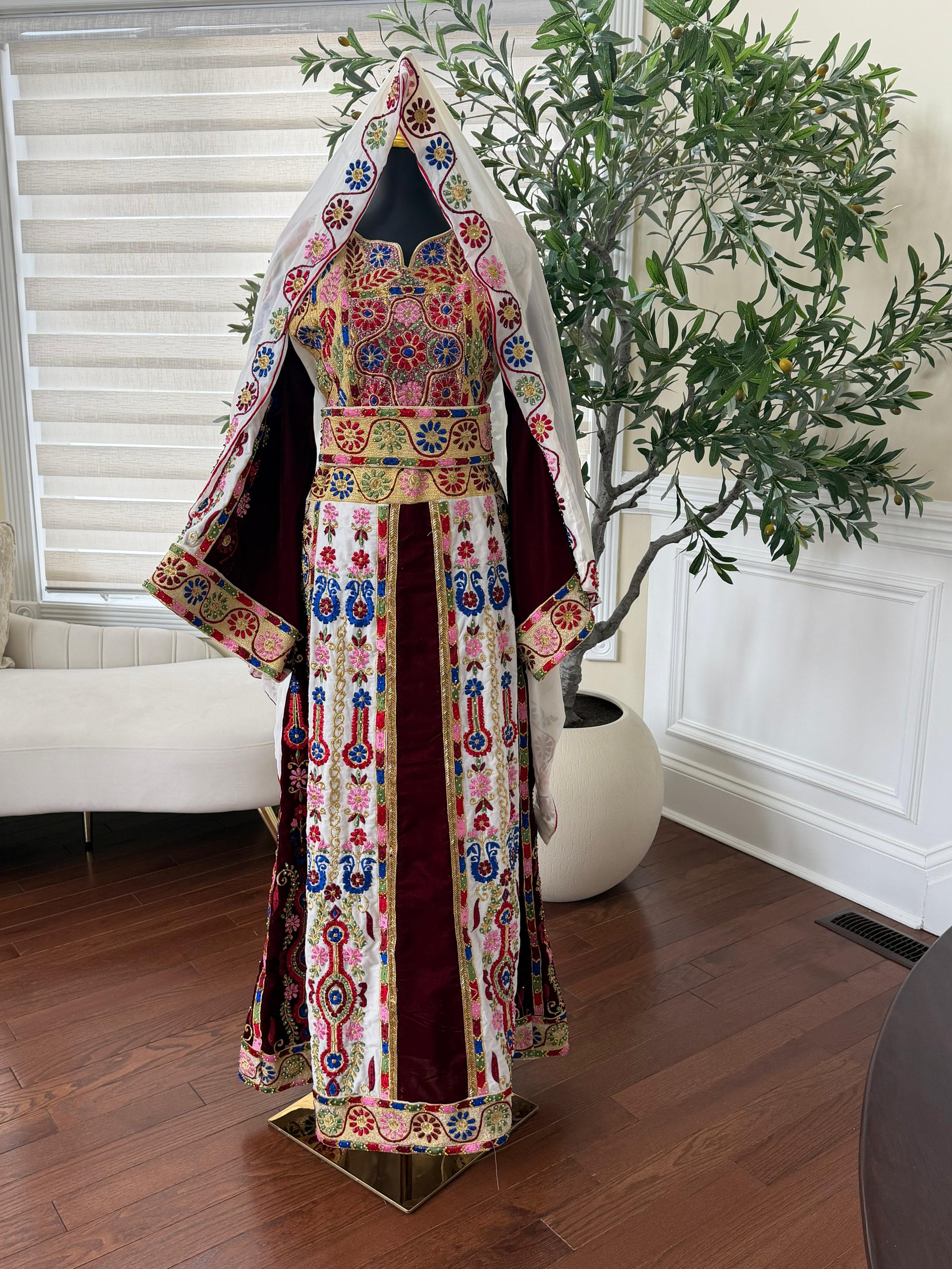 Velvet Maroon and White Traditional Tatreez Sabal Kharaz Detail Thobe