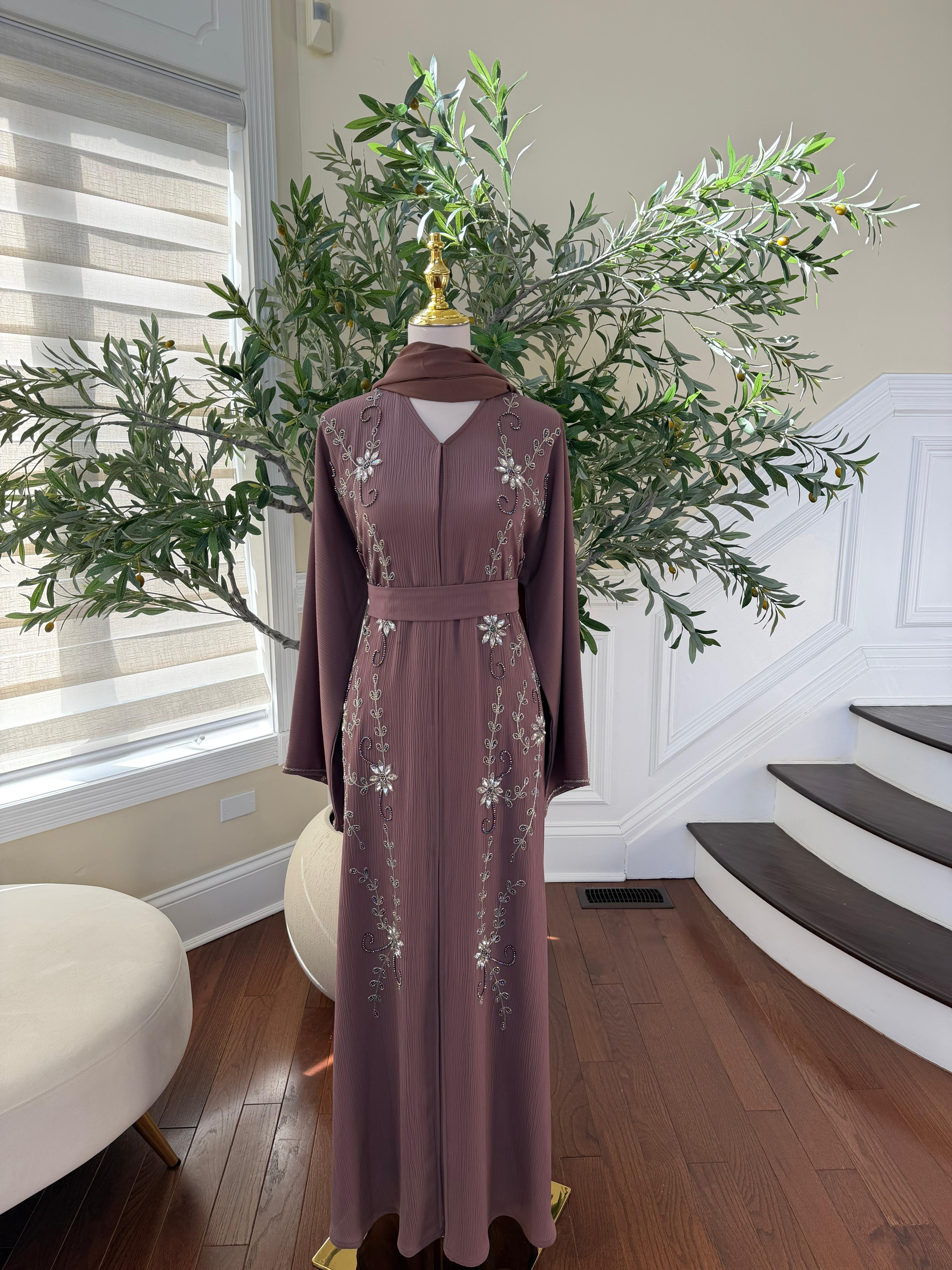 Nude Rose Charm Abaya