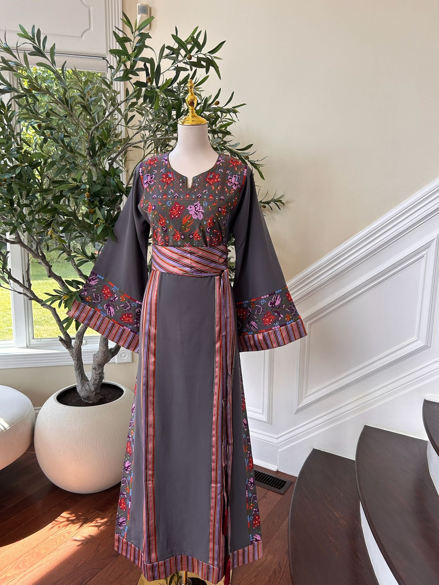 Embroidery Grey Tatreez Essence Detail