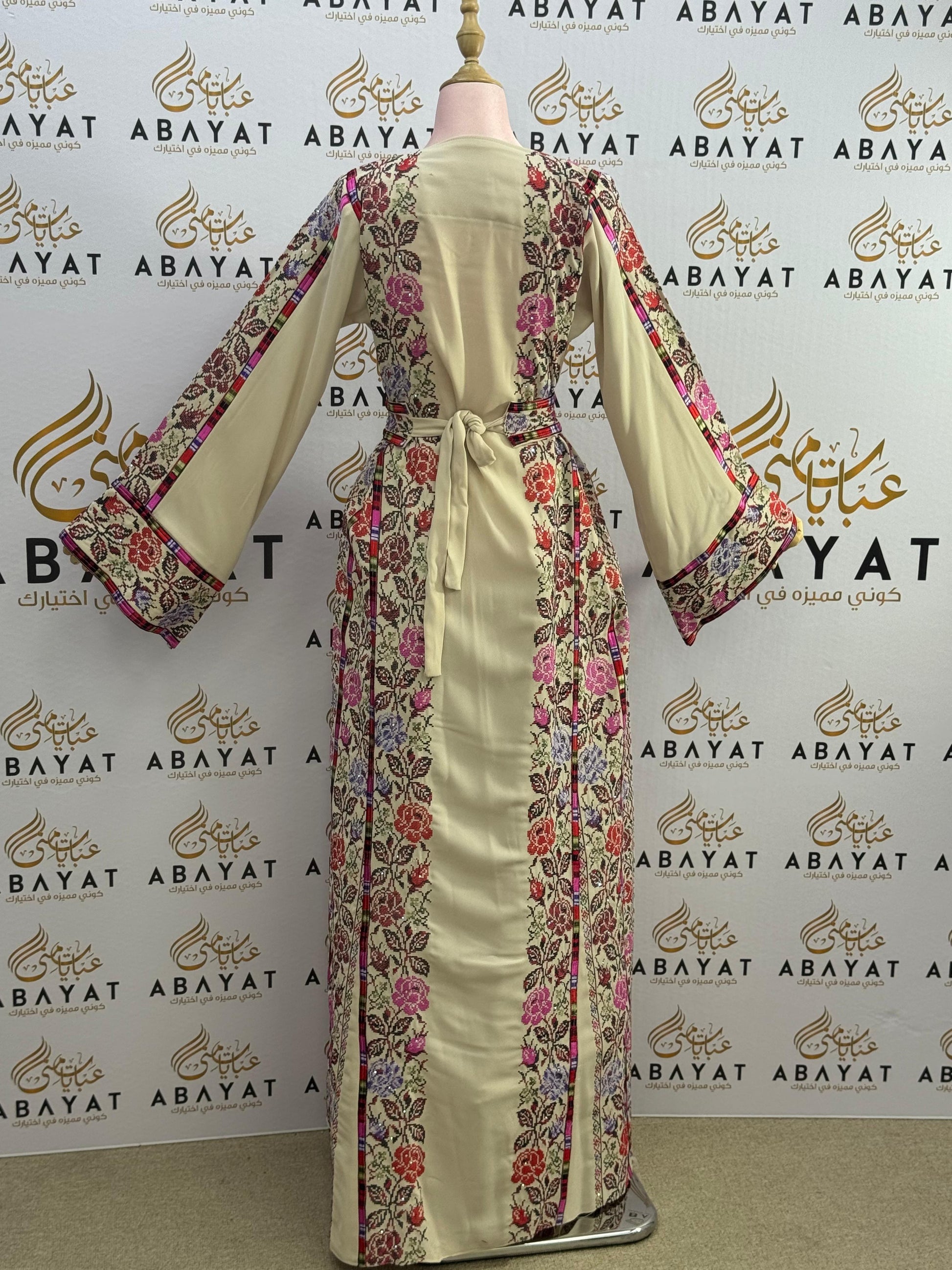 Floral Glamour Tatreez Thobe