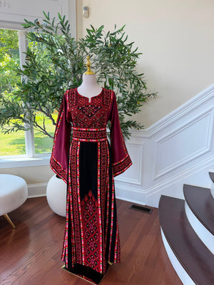 Black Embroidery Tatreez Thobe
