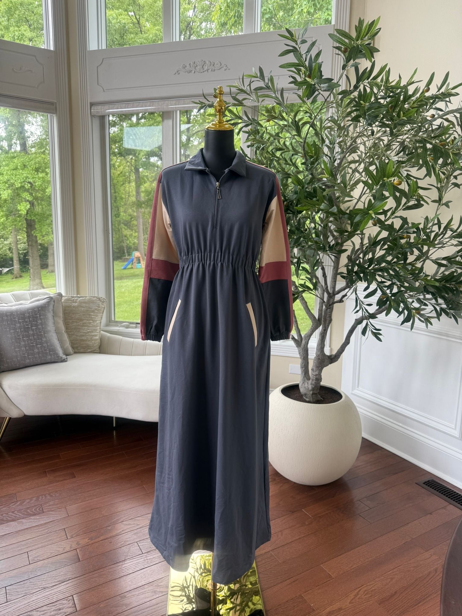 Elegant Grey Comfort Abaya