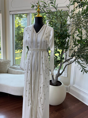 Floral White Grace Kuftan