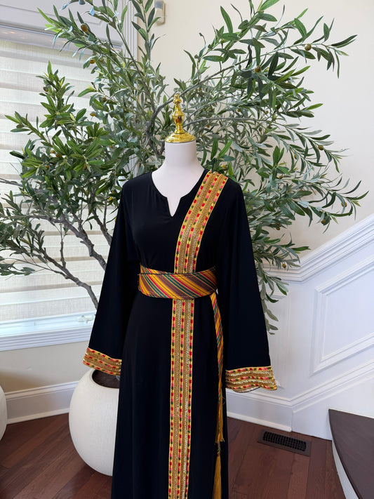 Black Sabal Kharaz Embroidery Thobe