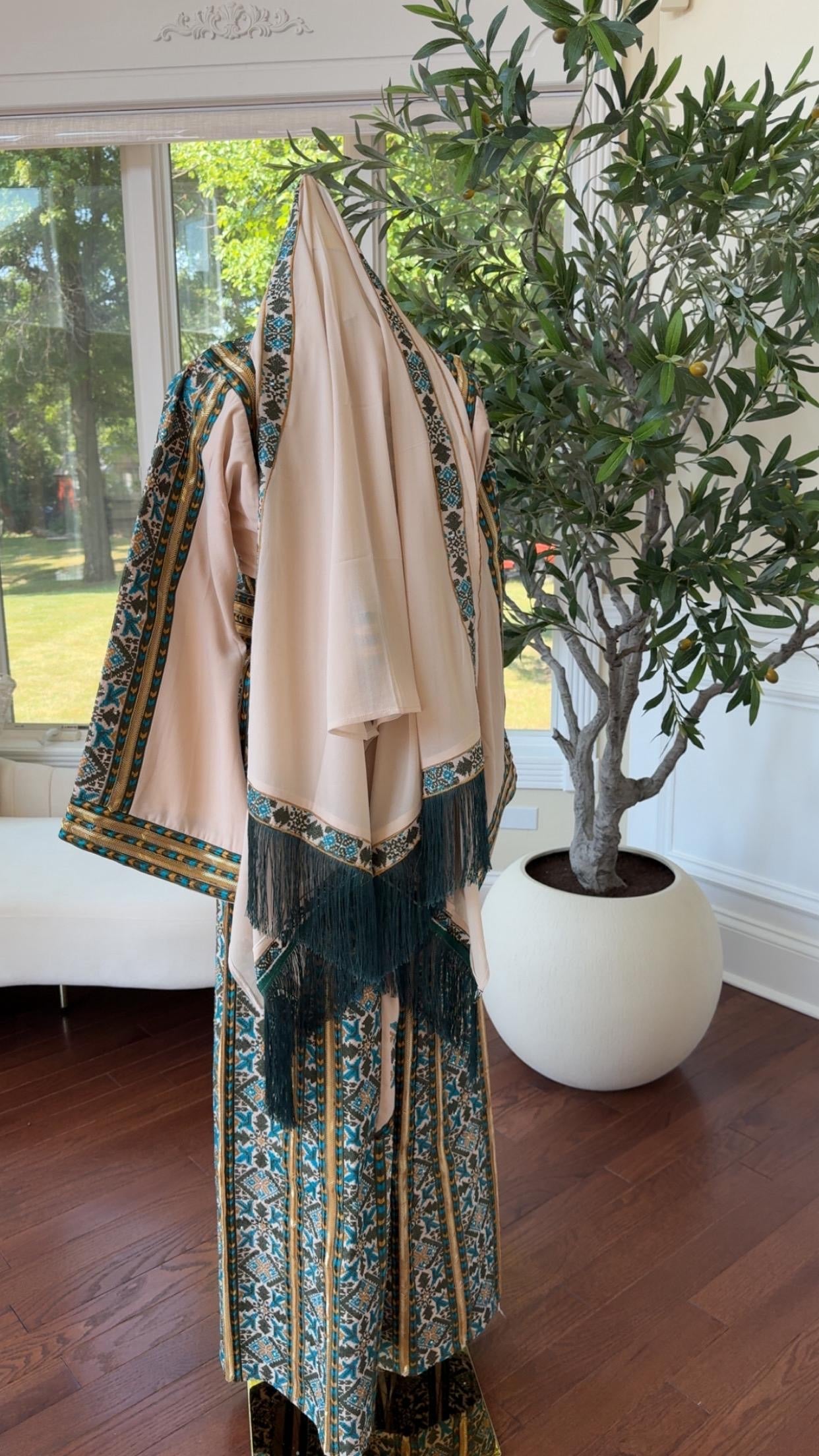 Cream Tatreez Khirka Shal Mandil