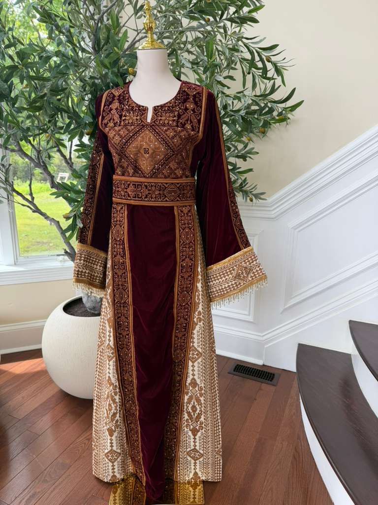 Red Velvet Embroidery Beaded Elegance Thobe