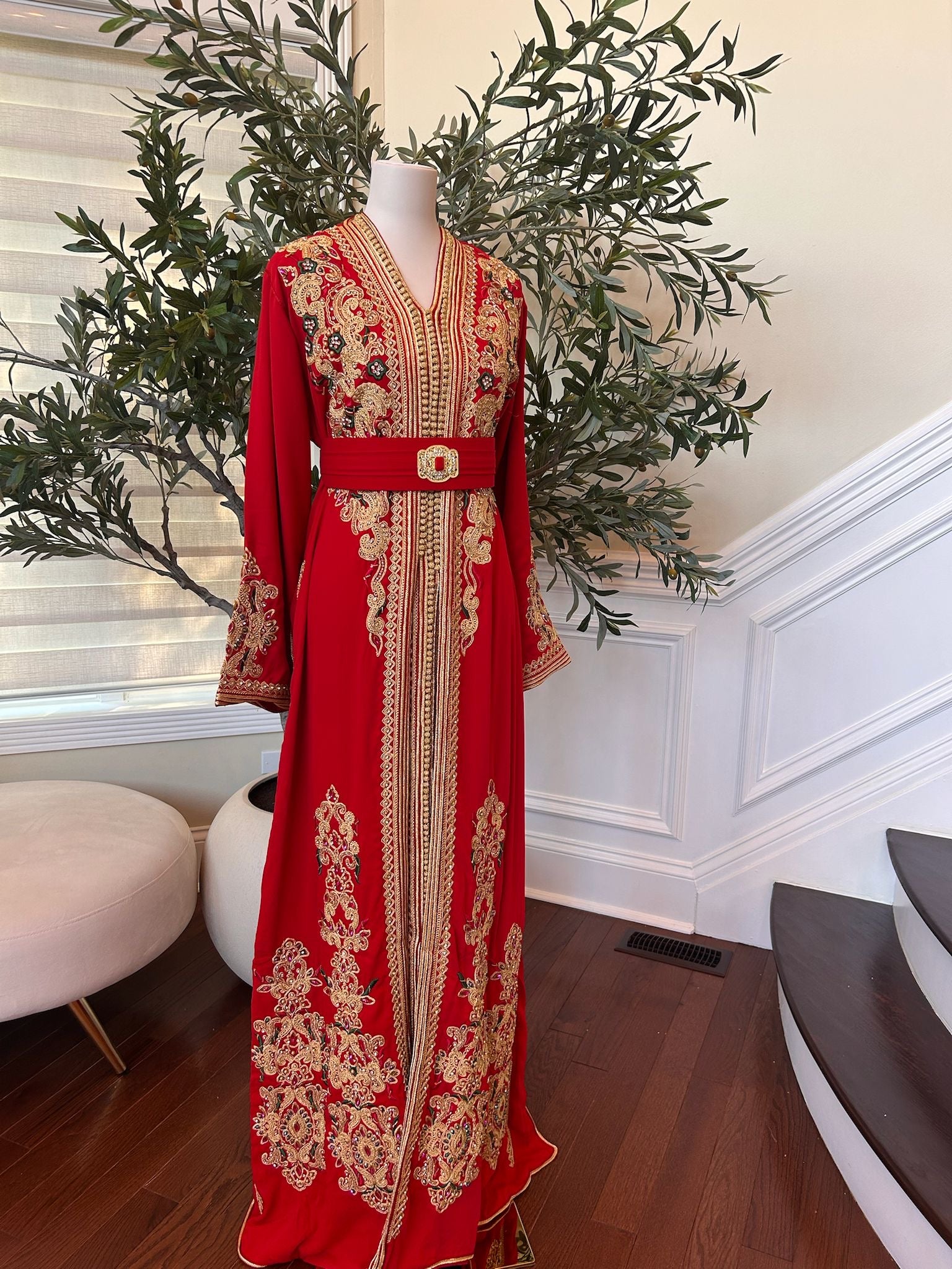 Red Detailed Golden Charm Kuftan