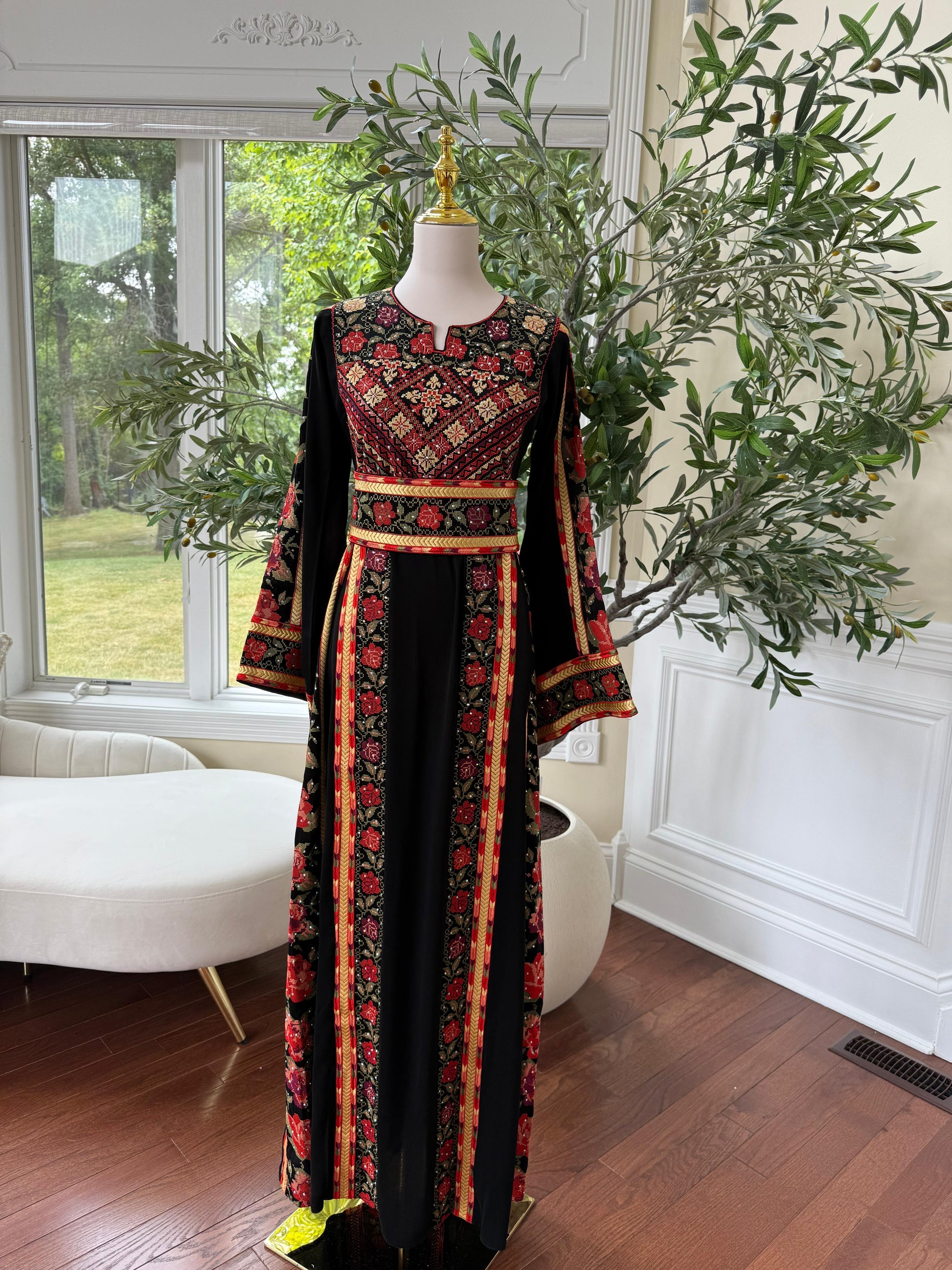 Embroidery Tatreez Black Thobe