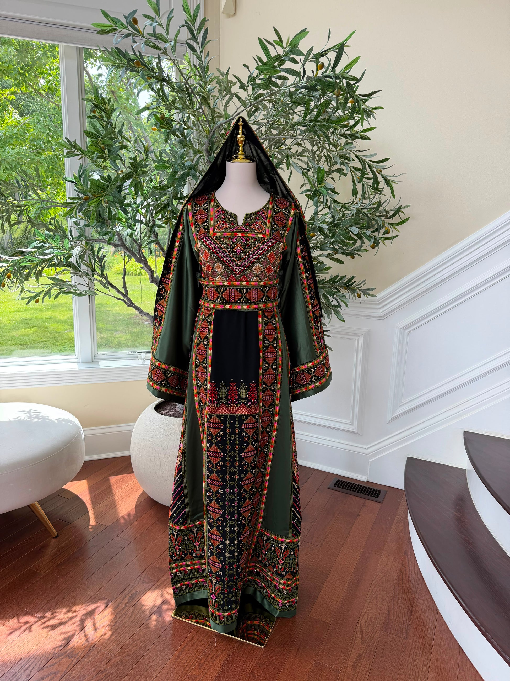 Green Embroidery Tatreez Orange Thobe