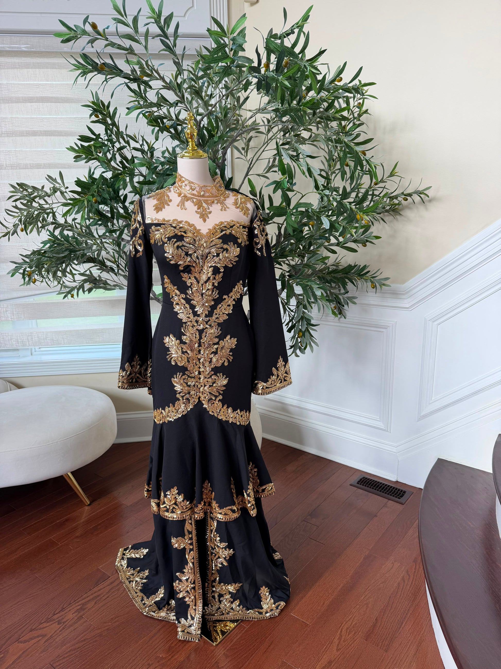 Black Golden Elegance Beaded Kuftan