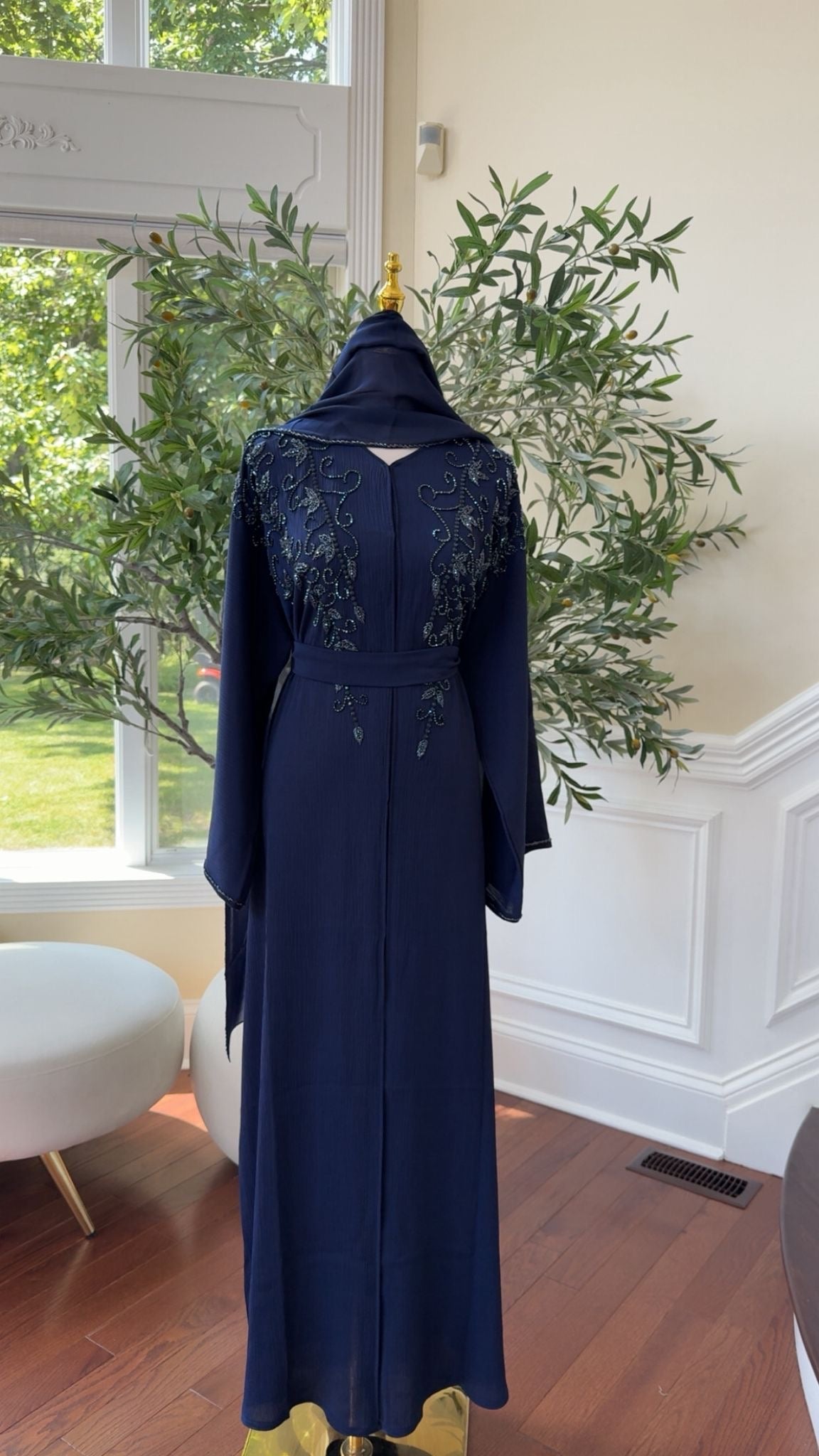 Blue Charming Floral Abaya