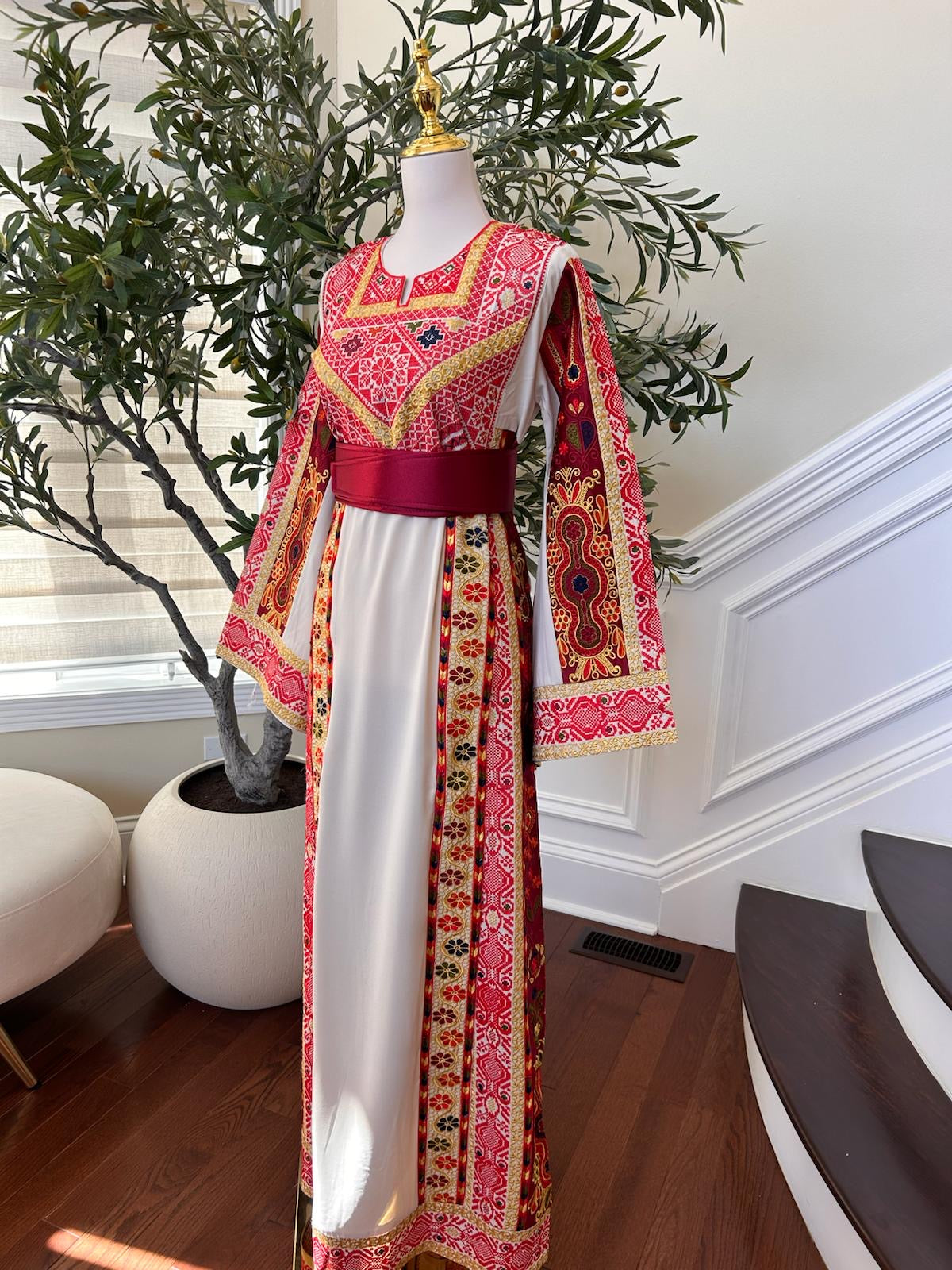 Cream Embroidery Tatreez Thobe