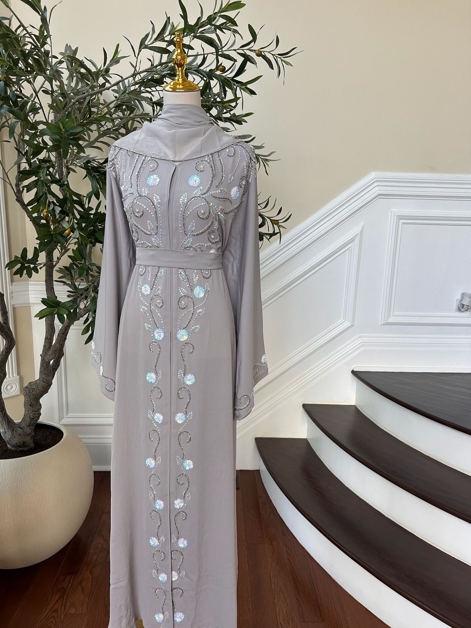 Grey Floral Detail Abaya