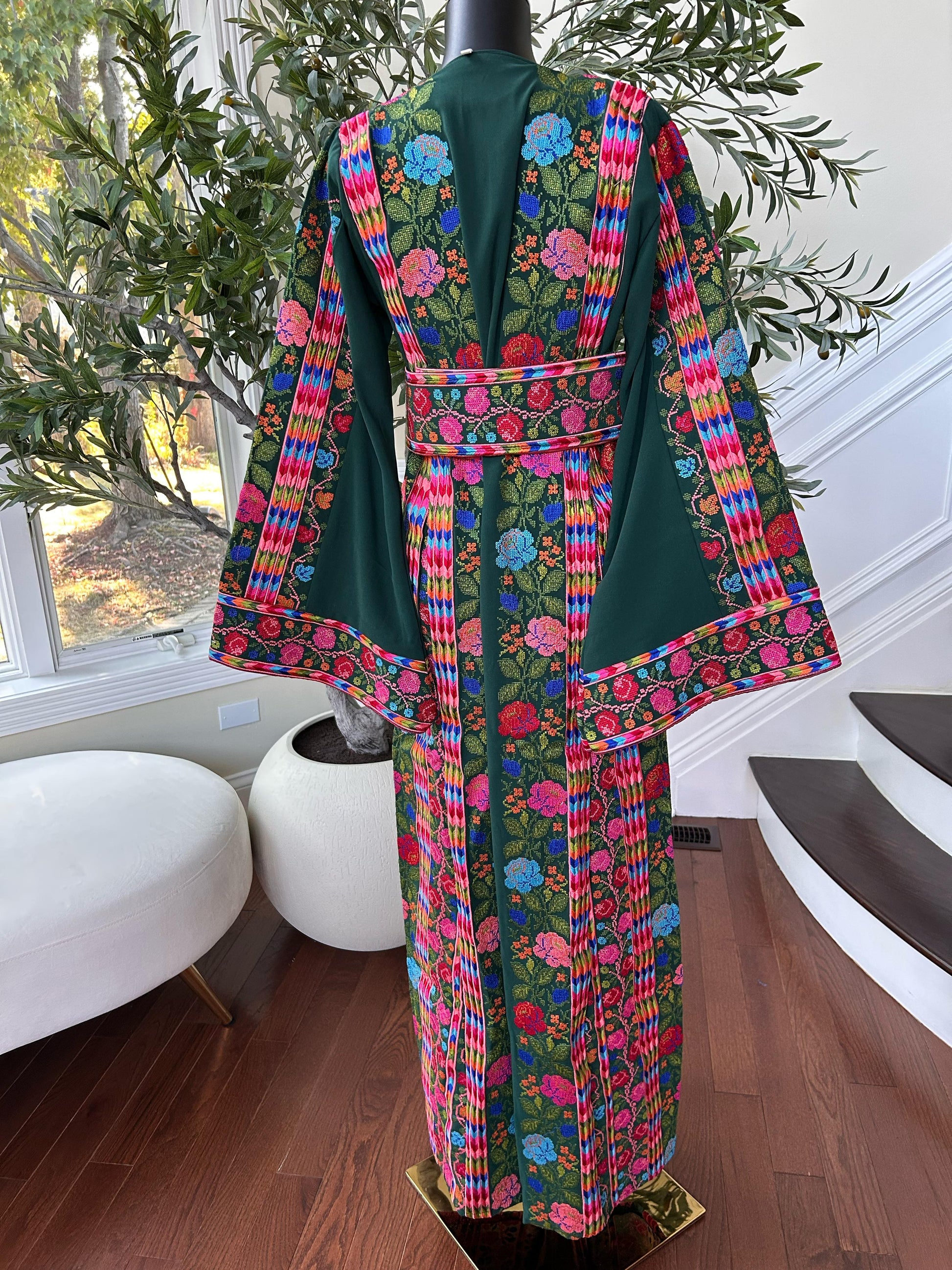 Green Floral Embroidered Tatreez Thobe