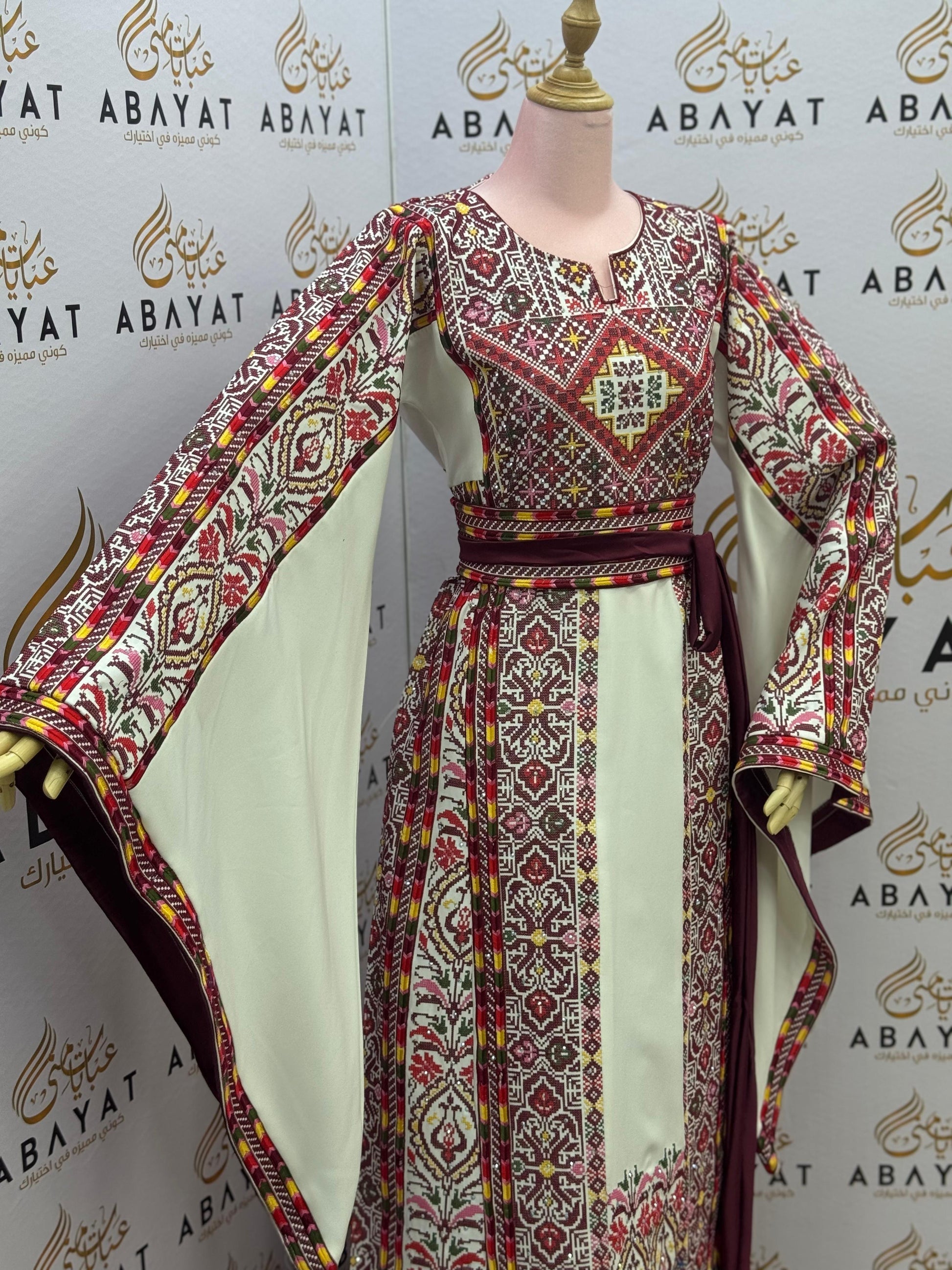 Royal Rose Embroidery Tatreez Thobe