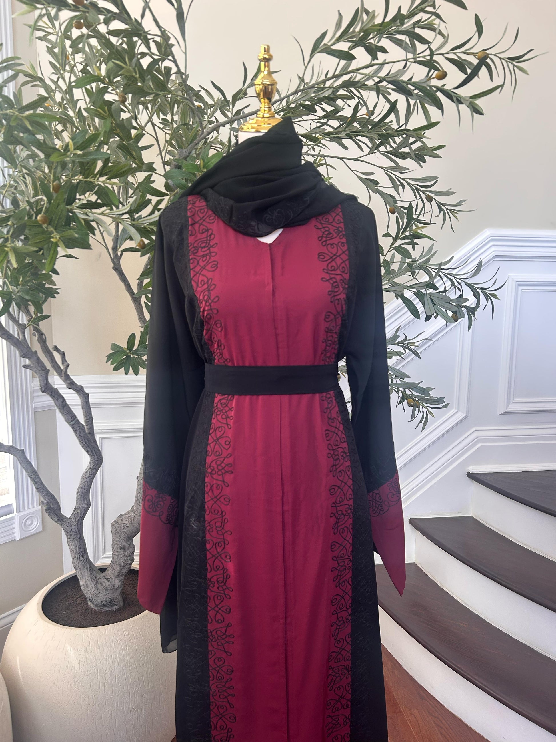 Burgundy Black Elegance Abaya