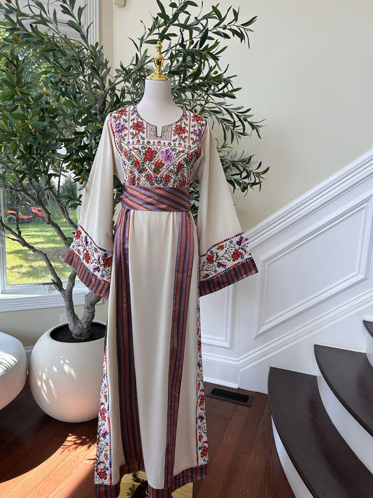 Cream Floral Embroidery Tatreez Thobe