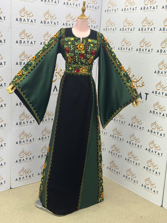 Deep Green & Black Palestinian Embroidery Thobe – Classic Floral Elegance