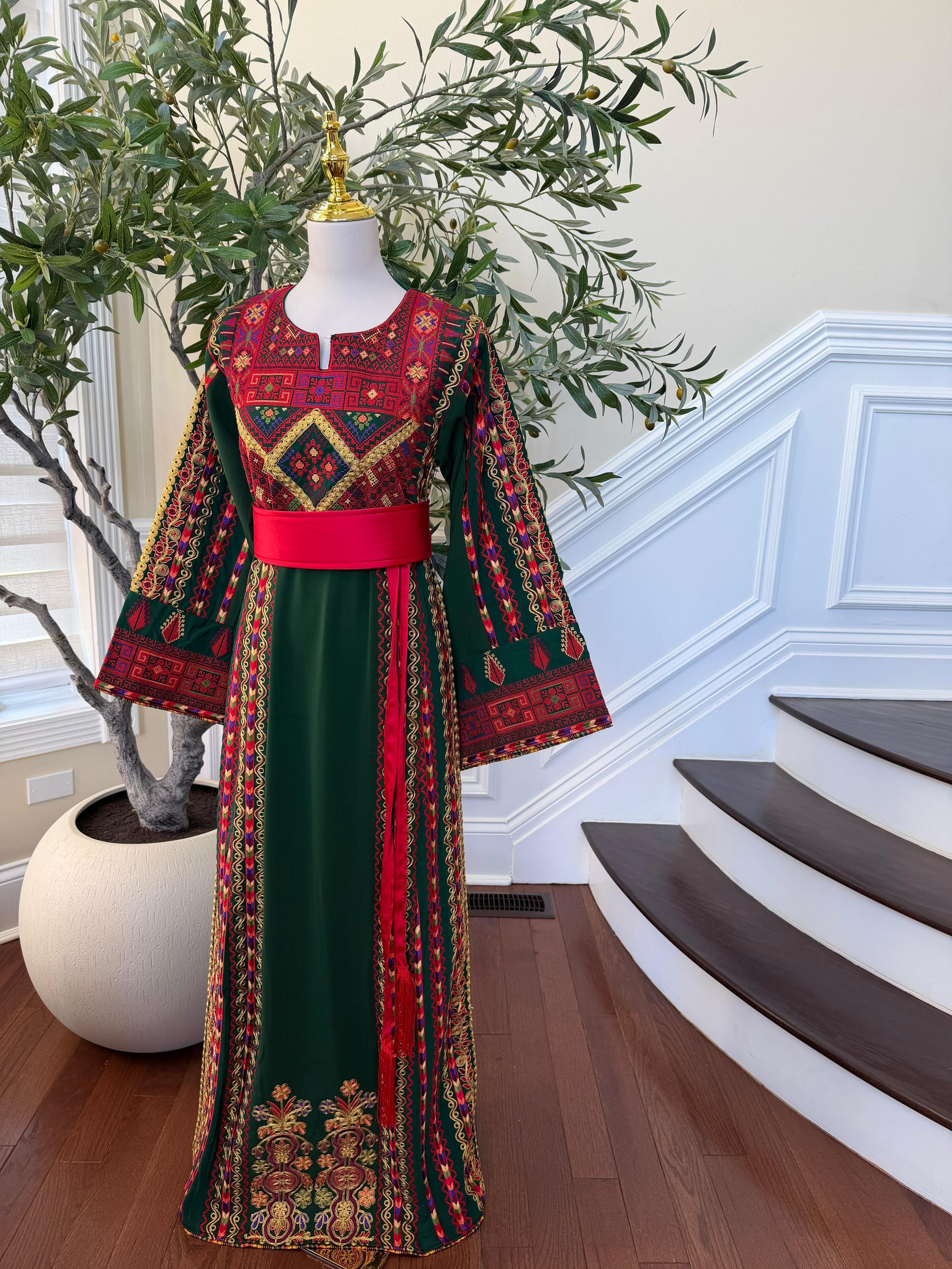 Green Embroidery Tatreez Red Thobe