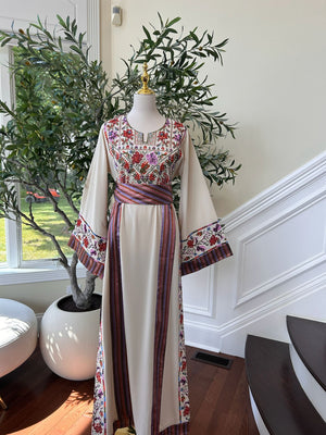 Cream Floral Embroidery Tatreez Thobe