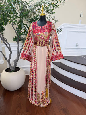 Traditional Touch: Embroidery Heritage Tatreez Thobe