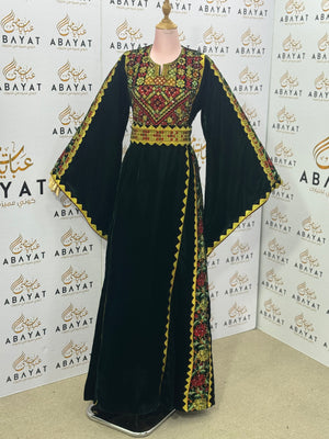 Green Velvet Palestinian Thobe – Heritage Gold & Red Embroidery