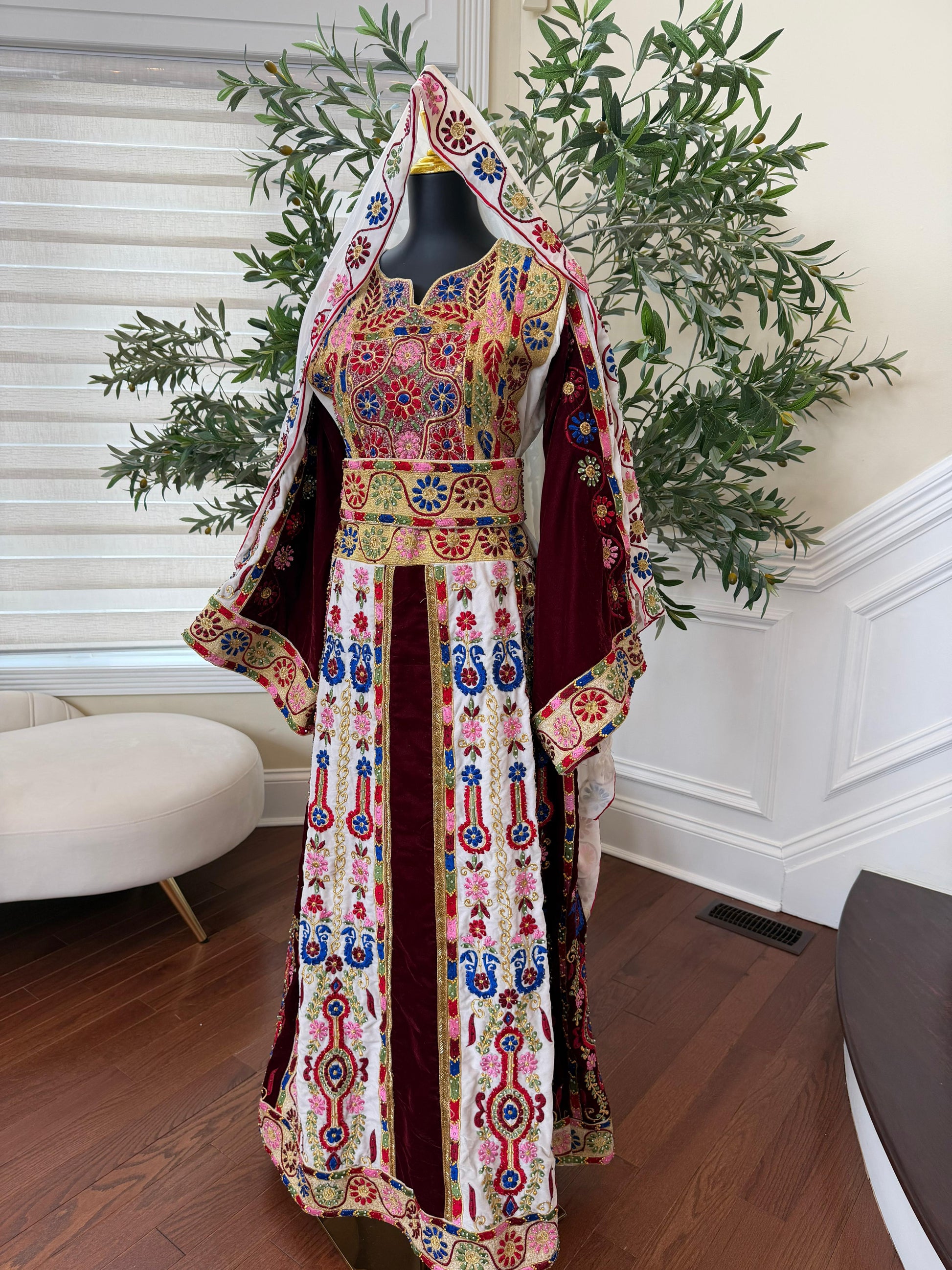 Velvet Maroon and White Traditional Tatreez Sabal Kharaz Detail Thobe