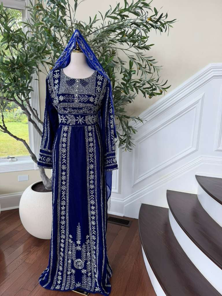 Blue Stone Elegance Embroidered Thobe