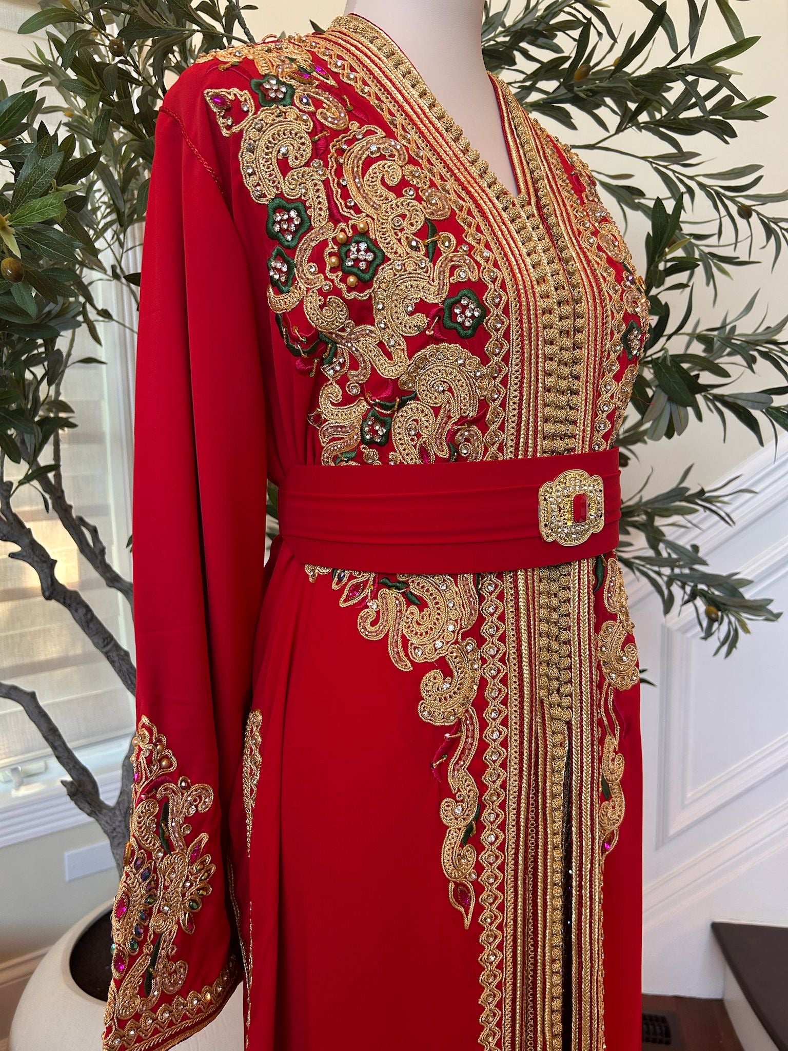Red Detailed Golden Charm Kuftan