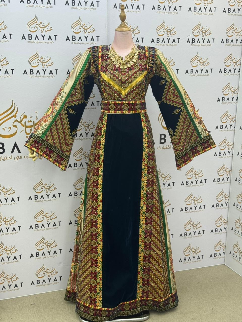 Premium Palestinian Velvet Thobe – Black & Olive Green Embroidery
