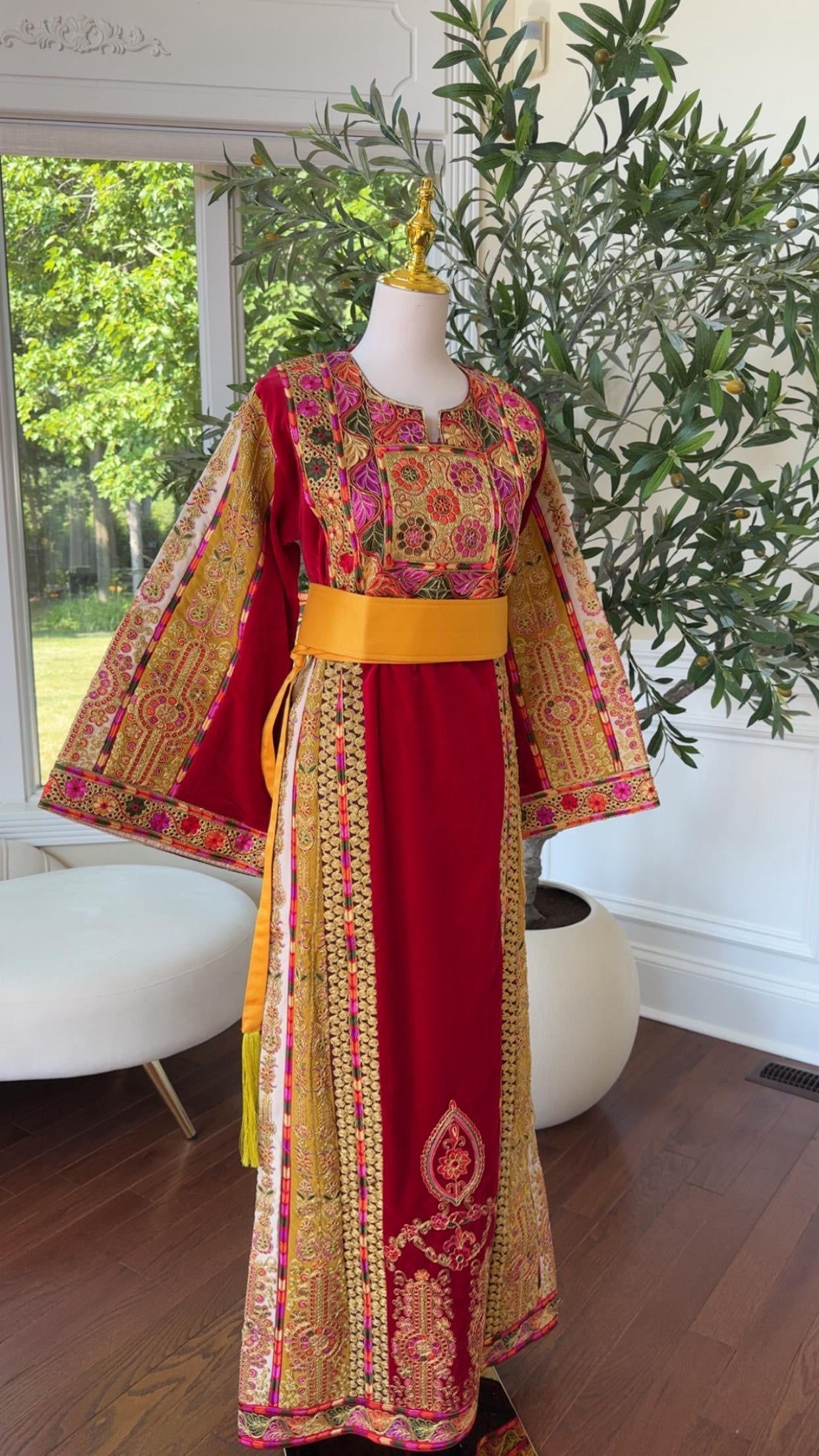 Burgundy Malaka Velvet Thobe