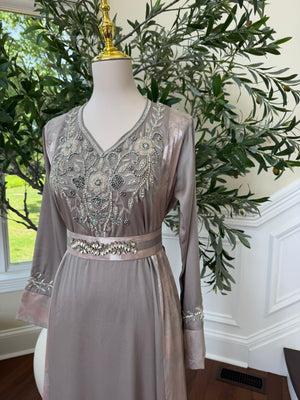 Silver Beaded Elegance Kuftan
