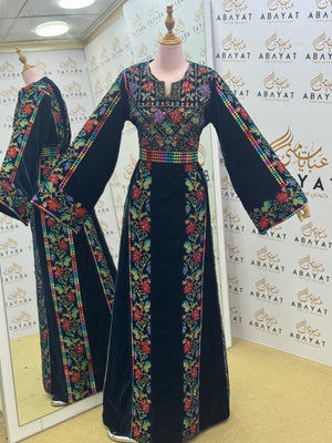 Luxury Palestinian Velvet Thobe – Black Floral Embroidery Janzari Color
