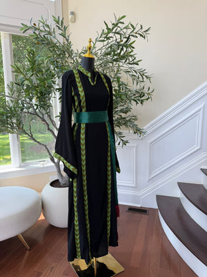 Emerald Legacy Embroidery Tatreez Thobe
