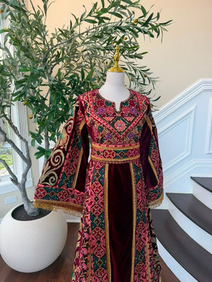Burgundy Embroidery Tatreez Elegance Thobe