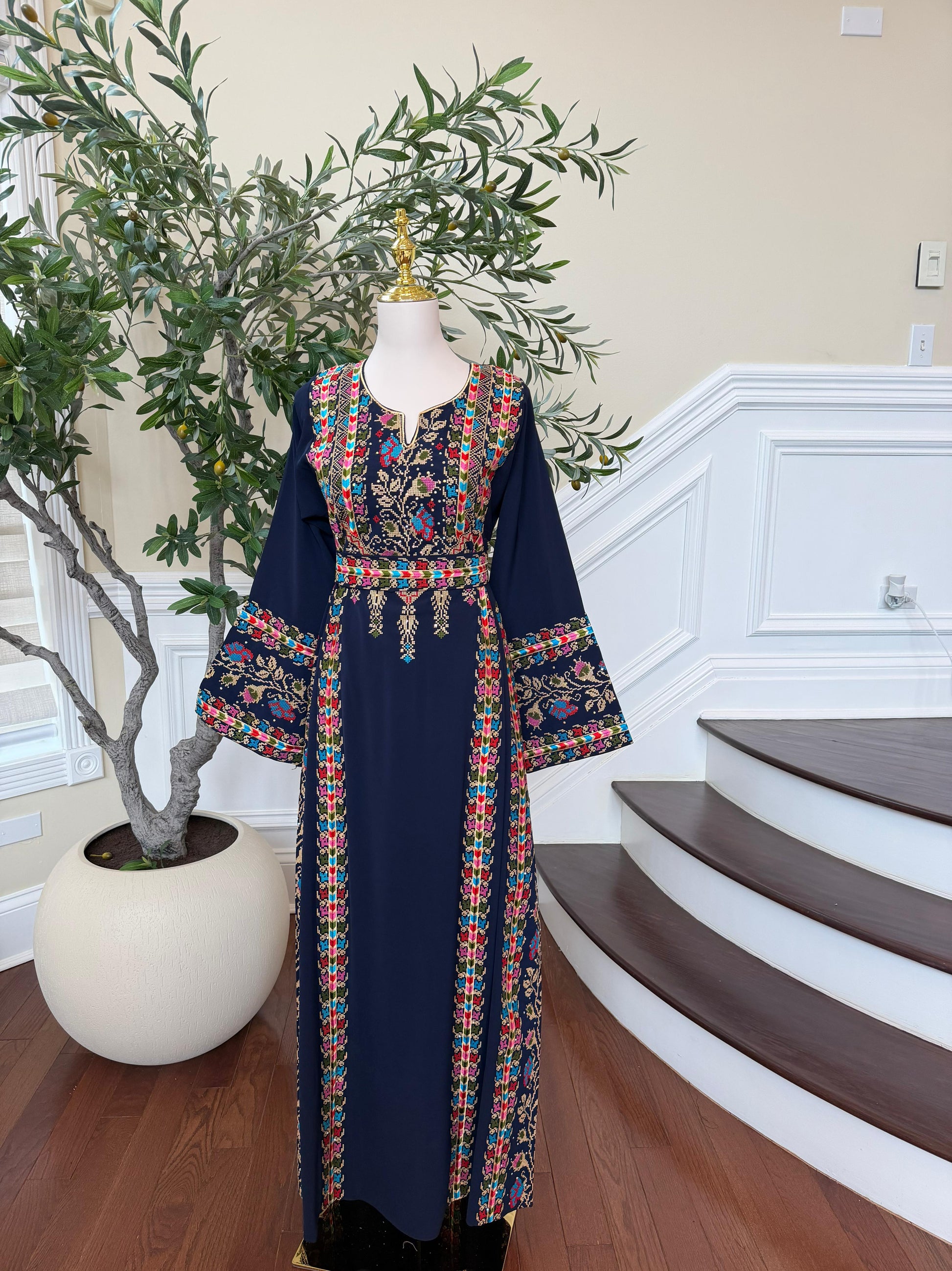 Navy Blue Embroidery Tatreez Thobe