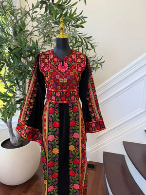 Black Embroidery Tatreez Sabal Kharaz Thobe