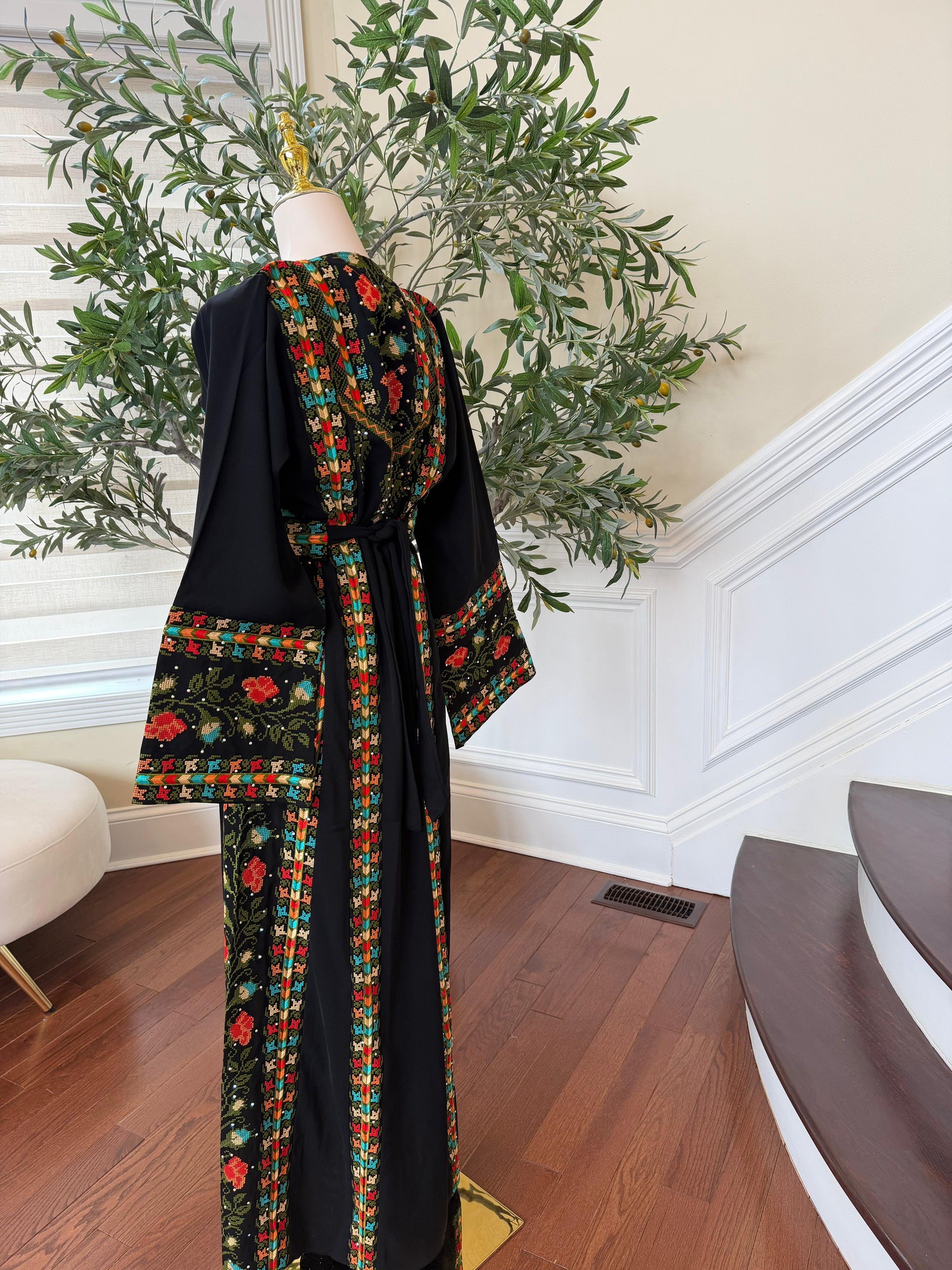 Black Embroidery Tatreez Heritage Thobe