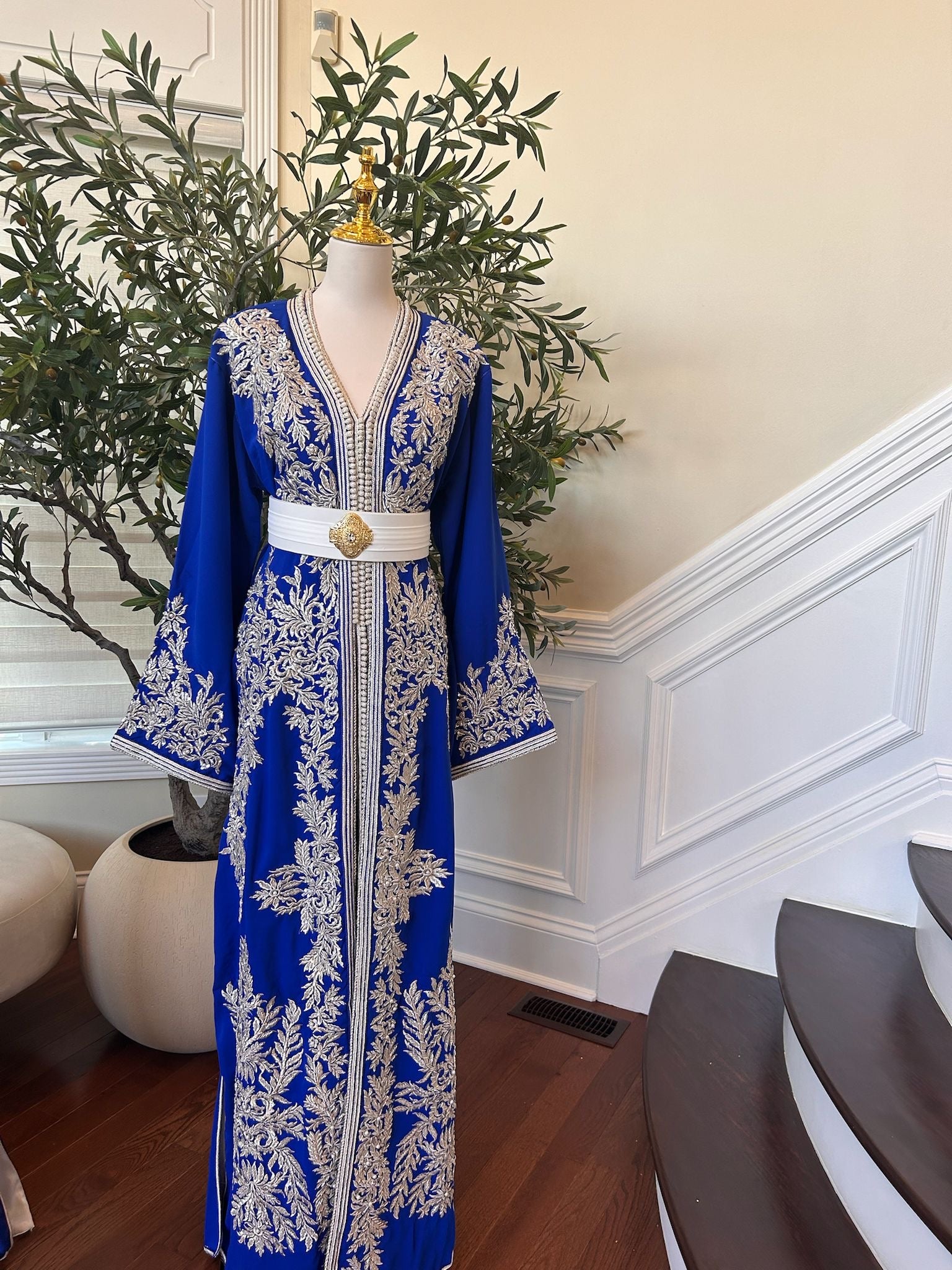 Royal Blue White Floral Detail Kuftan
