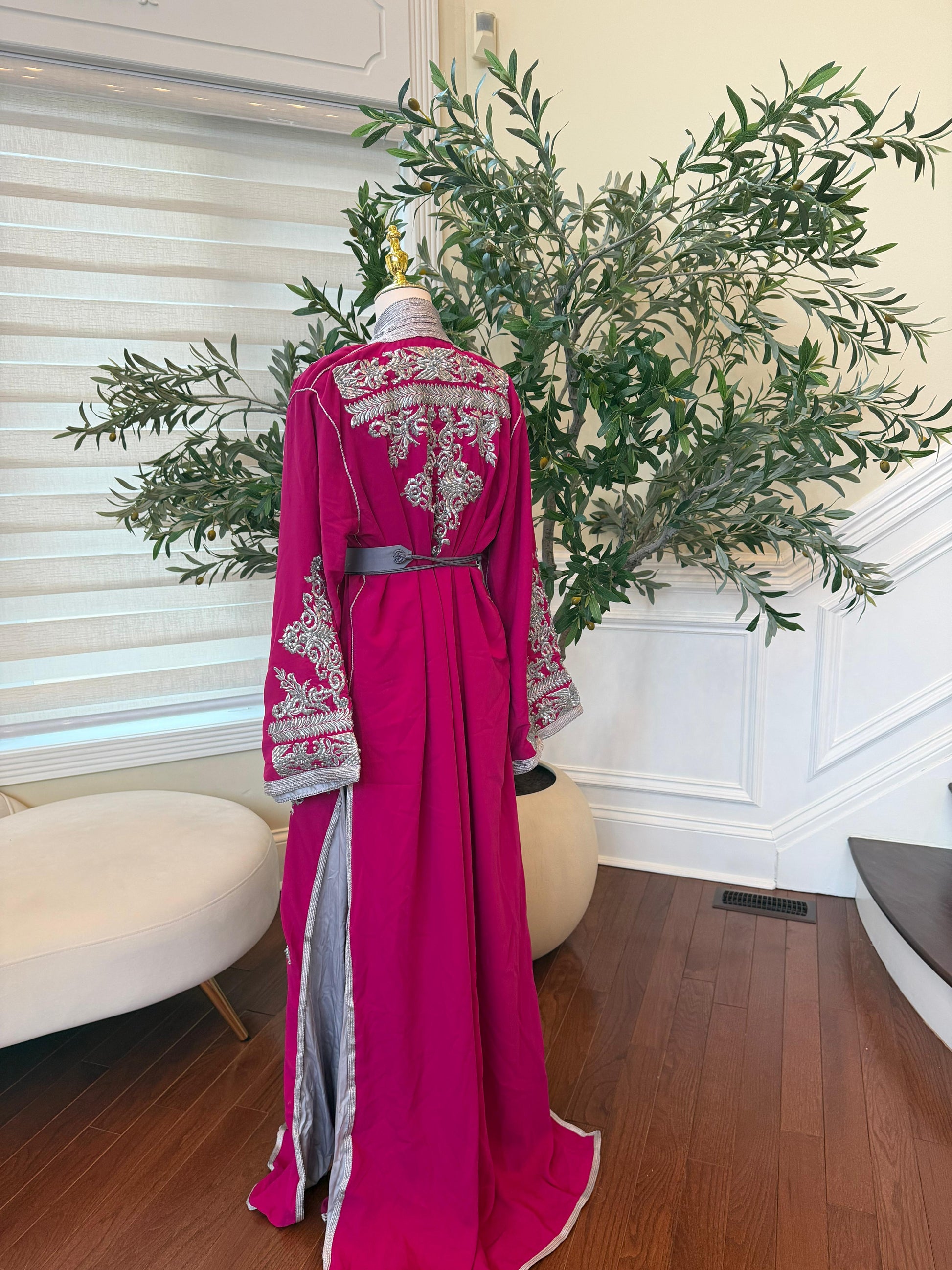 Royal Pink Silver Kuftan Essence