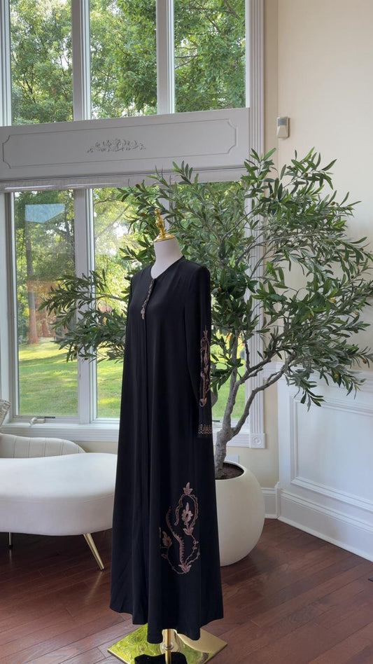 Black Luxe Zipper Abaya – Blush Embroidery Elegance