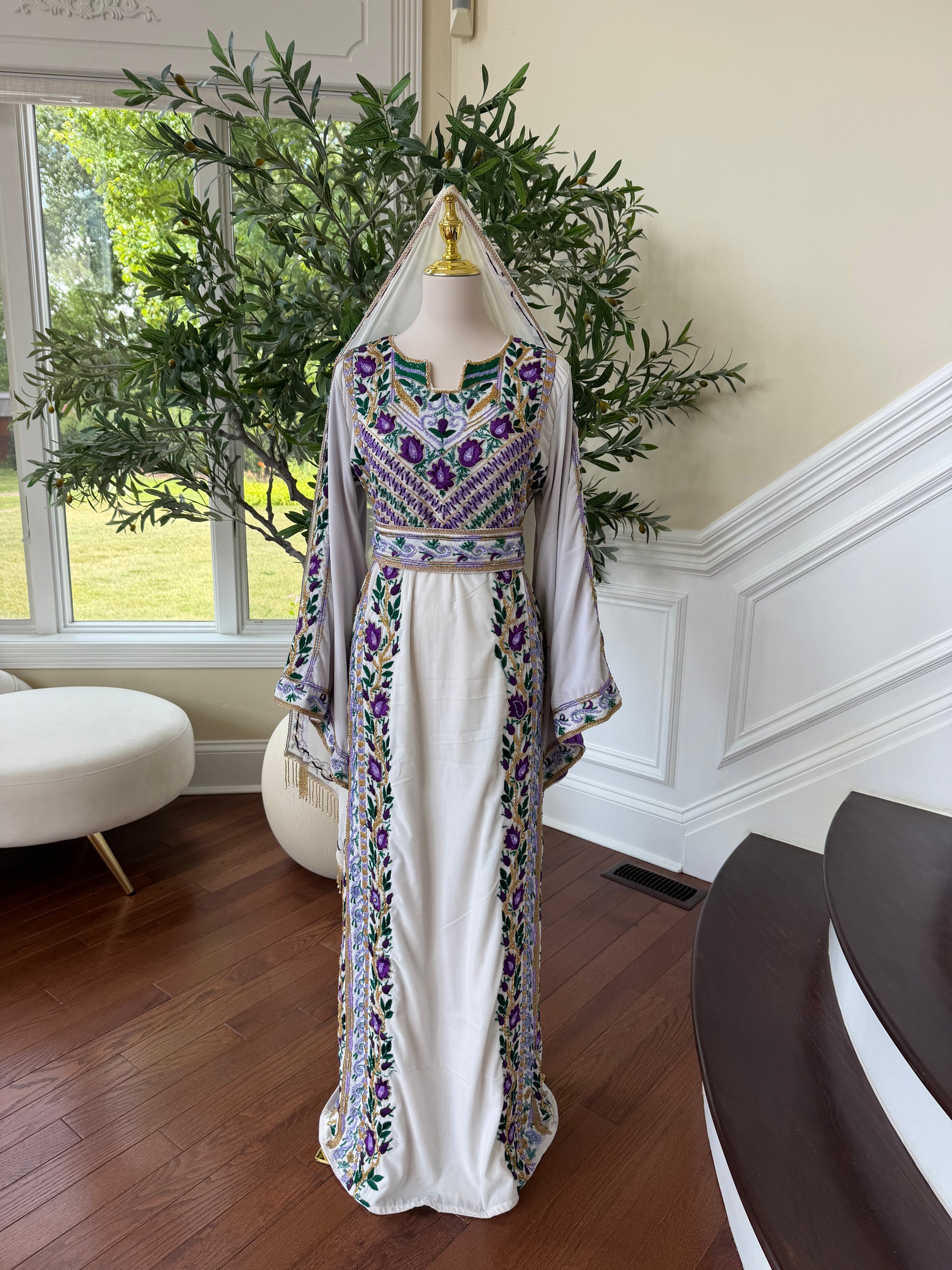 Velvet White Stone Purple Embroidery Thobe