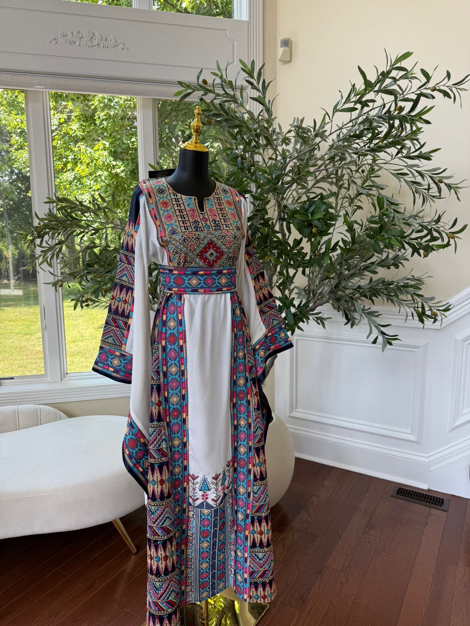 White Tatreez Embroidery Thobe/A